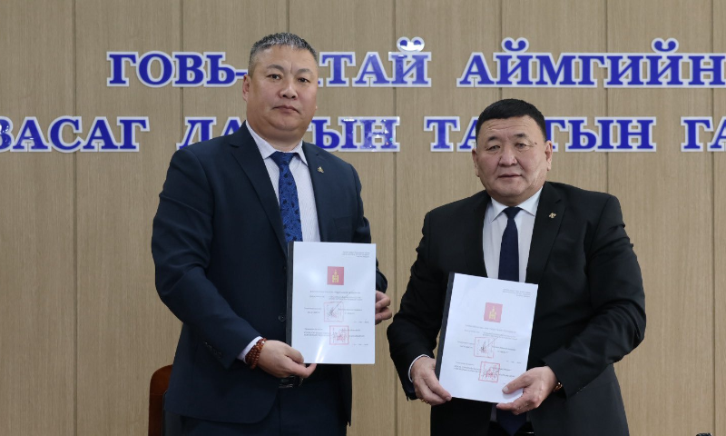 ХҮҮХЭД, ГЭР БҮЛИЙН ХӨГЖИЛ, ХАМГААЛЛЫН ГАЗРЫН ДАРГА Б.АЛТАЙБААТАРЫН ГҮЙЦЭТГЭЛИЙН ТӨЛӨВЛӨГӨӨГ  АЙМГИЙН ЗАСАГ ДАРГА Г.ЧИНБАТ БАТАЛЖ, ХАМТРАН АЖИЛЛАХ ГЭРЭЭГ ҮЗЭГЛЭВ.